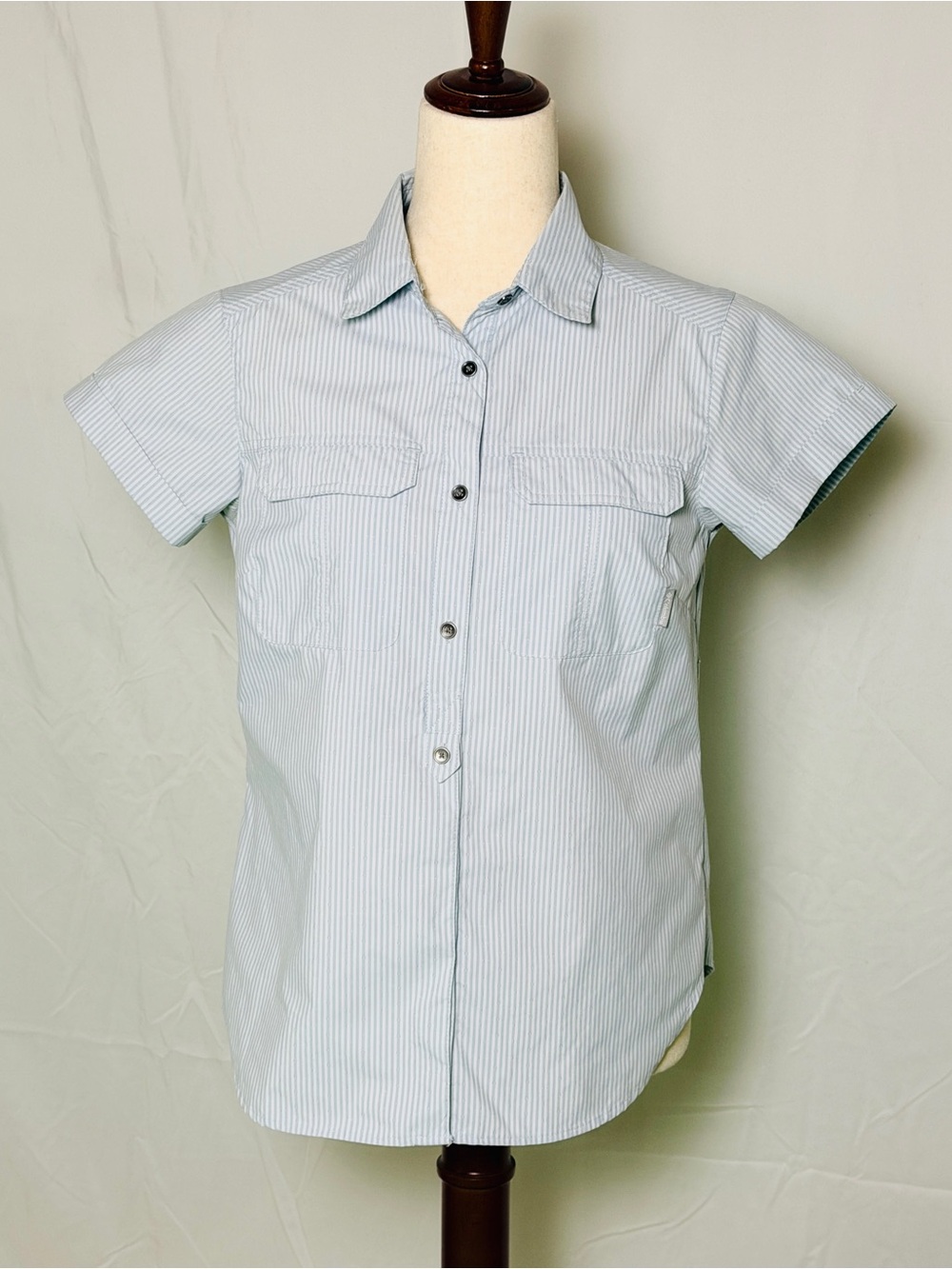 Seersucker Short Sleeve Button-Up Shirt in Light Blue, outdoors hiking, gorecorp